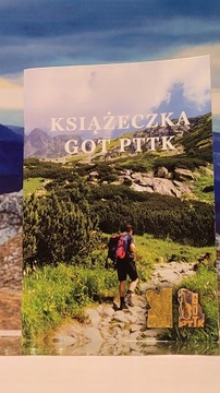 3 предмета получили туристическую книгу pttk для коллекционирования подарочных марок