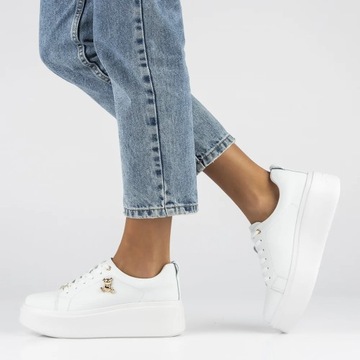 Sneakersy skórzane FILIPPO DP6246/24 WH BIAŁY - 39, Biały