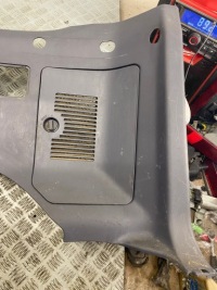 Обшивка обивка багажника правый задний  toyota land cruiser j90 95 62510-60700 в Украине, фото thumb