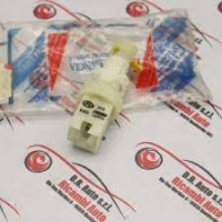 фото thumb №1, Вимикач світла стоп iveco tipo/tempra/uno