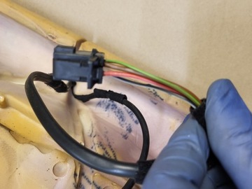 фото thumb №10, Коврик нагревательная сиденья левый перед пена губка audi a5 8t a4 b8 8k 8k0963555