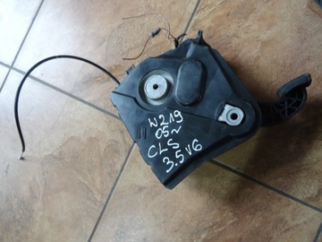 фото thumb №1, W219 cls 3.5 05' педаль тормоза ручного 203420005