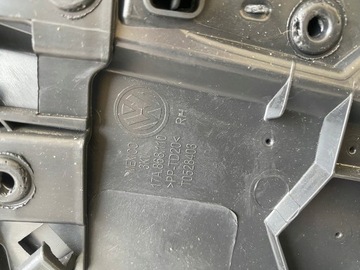 VW JETTA VII 19- USA BOCZEK DRZWI PRZEDNI PRAWY PRZÓD 17B868080