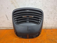 фото thumb №1, Alfa romeo 147 решётка обдув средняя 225501