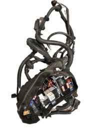 фото thumb №1, Porsche cayenne 7p5 электропроводка отсек двигателя