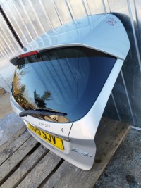 фото thumb №8, Крышка стекло зад ford fiesta vii mk7 рестайлинг годы 2012-2017 5d 5 дверь цвет 6c