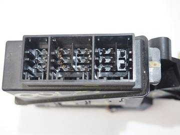 фото thumb №10, Vw polo 9n двигунчик скла правий перед 6q2959801a