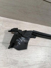 фото thumb №6, Taycan прокладка скло лівий задня 9j1839871