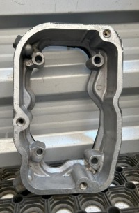 фото thumb №2, Основание рамка крышки клапанов scania r 1519142