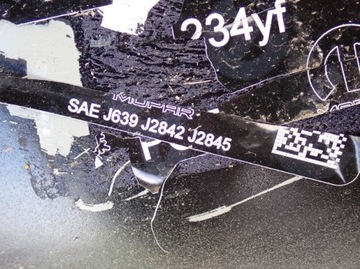 фото thumb №12, Fiat 500 электрический 20- капот