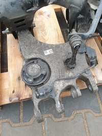 фото thumb №1, Alfa romeo giulia важіль правий задня 505491200 rwd