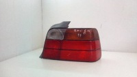 фото thumb №1, Лампа права задня bmw e36