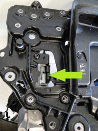 Mercedes замок капот правый w ремень передний перед 43 amg sl r232 232 Оригинал, фото thumb