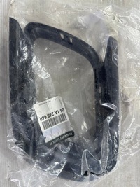 фото thumb №1, Решітка протитуманної фари перед права dacia sandero ii lift