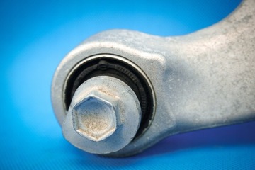 фото thumb №7, Рычаг поперечный зад audi a6 a7 4g a8 8k0505323h