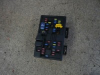 фото thumb №1, Chevrolet captiva 2007 рамка / модуль предохранителей