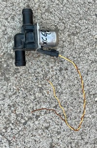 фото thumb №8, Volvo xc60 ii xc90 v90 s90 помпа wody клапан основа кронштейн