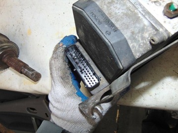 фото thumb №10, Saab 9-5 95 i 3.0tid 01r насос гальмівна abs