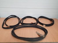 фото thumb №1, Прокладка кузовна двері багажник captur i 15r