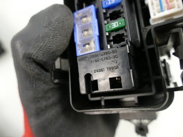 фото thumb №11, Nissan qashqai j11 1.3 t коробка предохранителей 21