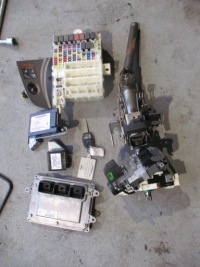 фото thumb №1, Honda insight 09- 1.3 hybrid бортовой компьютер набор ключ