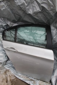 фото thumb №1, Bmw 3 e90 двері правий задня titan silber