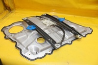 фото thumb №5, Підйомник скло audi оригінальний номер 4e0839850