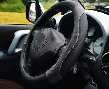 Peugeot 206 207 307 308 Partner pokrowiec na kierownice skóra perforowanaEX