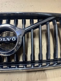 фото thumb №4, Решётка радиатора решётка радиатора volvo xc60 ii 31425535