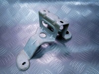 фото thumb №1, Кронштейн насоса abs 7l8614125 vw touareg 7l