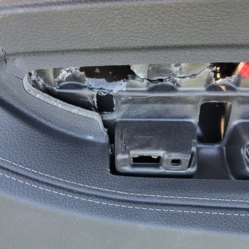 фото thumb №10, Панель роздавальна bmw f30 f31 9218490