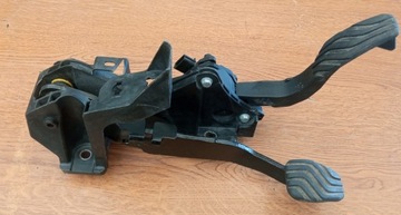 фото thumb №3, Clio v duster ii педаль газу гальма 180108467r