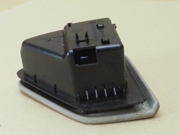 фото thumb №9, Mercedes w211 пепельница зад задняя правый зад 2118100233