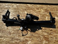 фото thumb №1, Volvo xc40 hak буксировочный 32270802