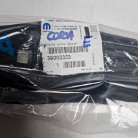 Opel corsa e кронштейн  кронштейн ремень передний балка 39063353 Доставка, фото thumb