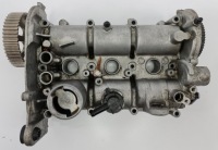 фото thumb №1, Крышка клапанов валы vw up citigo 1.0 04c103475d