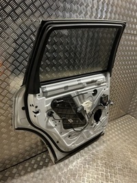 фото thumb №16, Audi q7 4l 2012 левая сторона дверь задние