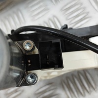 фото thumb №6, Audi e-tron 2019 перед сторона правая электрический подъемник стекло дверь