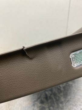 фото thumb №8, Audi q3 8u боковина оббивка лівий зад захист колонки відсік для зберігання європа