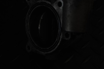 фото thumb №9, Дроссельная заслонка audi a4 b7 bkn 3.0 8e0145950d
