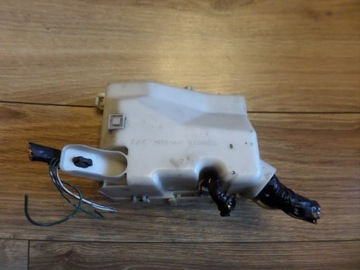 фото thumb №5, Коробка камери двигуна запобіжників yaris 1 bsi