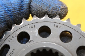 фото thumb №4, Колесо насоса впрыскивающая 059109569l a6 c7 3.0 tdi cdu