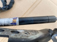 фото thumb №8, Петля привод капот правый левый audi a8 d3 komple