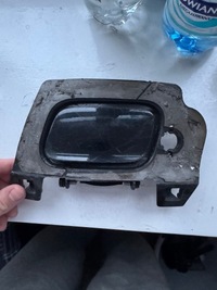 фото thumb №5, Audi a4 b8 - заглушка розпилювача фара ліва передня 8k0807787f