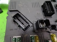 фото thumb №10, Peugeot 407 2.0 hdi коробка модуль запобіжників bsi 9662463380