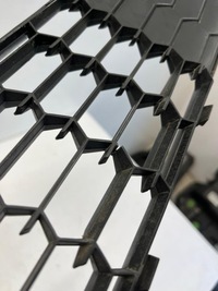 фото thumb №11, Skoda fabia iv средняя решётка бампера перед передняя