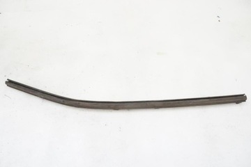 ПРОКЛАДКА КАПОТА ПРАВАЯ VW POLO IV 9N 6Q0823700