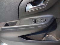 фото thumb №3, Opel corsa f обшивки обивка обшивка дверь передних задних