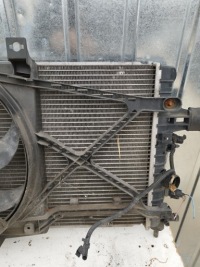 Радиатор воды + вентилятор opel astra h 3 zafira b 1.8 бензин с Разборки, фото thumb