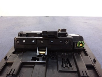 фото thumb №6, Vw passat b8 бардачок індукція port usb 5g0980611